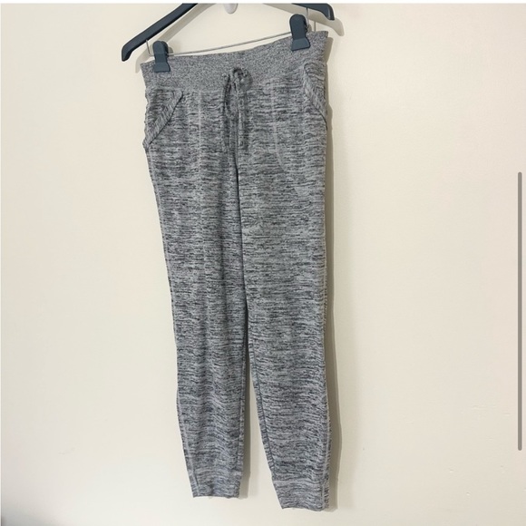 Athleta Gray Space Dye Techie Sweat Ankle Athleisure Joggers Size Small - Picture 2 of 7